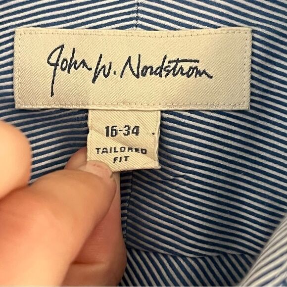 Men's John W Nordstrom Blue & White Button Down Shirt - Picture 7 of 10